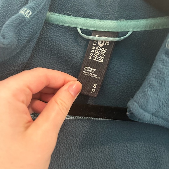 Mountain Hardware Jacket - Picture 4 of 4